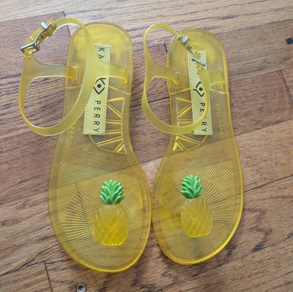 Katy Perry Collections Translucent Yellow Sandals - Picture 2 of 6